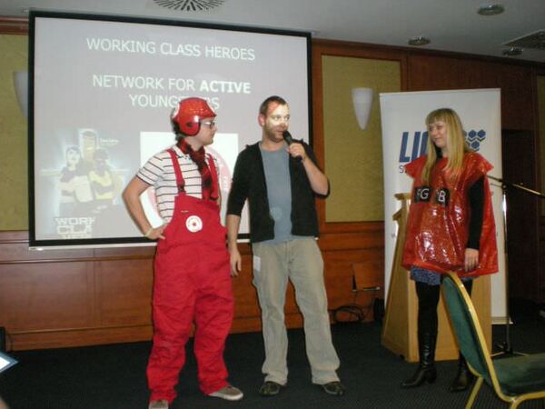 A szakszervezetek társadalmi szerepvállalása - munkahelyi érdekvédelem, és azon túl