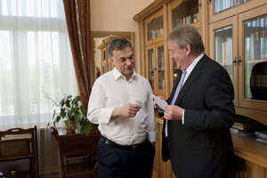 Orbán Viktor látogatása a LIGA Szakszervezetek elnökénél