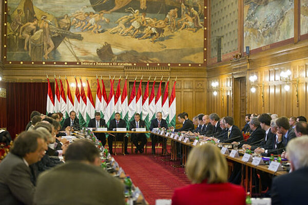 Ma ülésezik először az NGTT