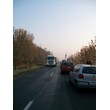 Jobb_oldali_svban__a_debreceni_csapat_kocsijainak_egy_rsze,_a_bal_oldali._szembe_jv_svba_a_felgylt_kocsisor....jpg