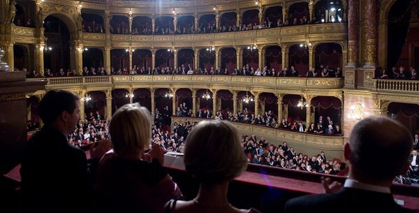 A LIGA kritizálja az új Alaptörvényt