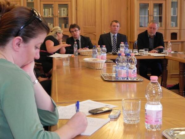 A kormányzat meg akarja semmisíteni a rendőr szakszervezeteket