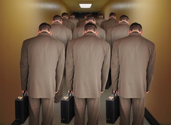 Köztisztviselők és kormánytisztviselők napja