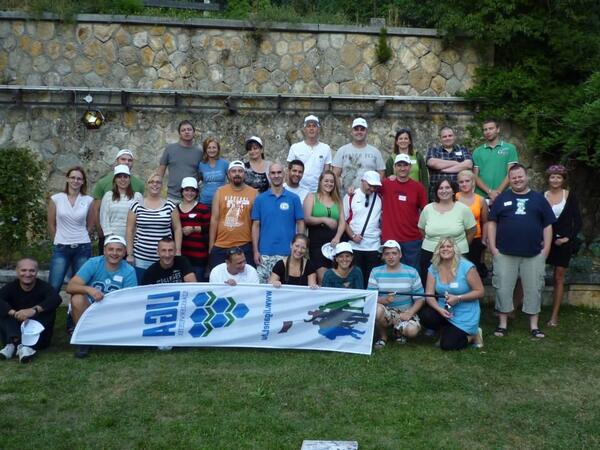 Egy csapat, egy tudás, egy kaland!