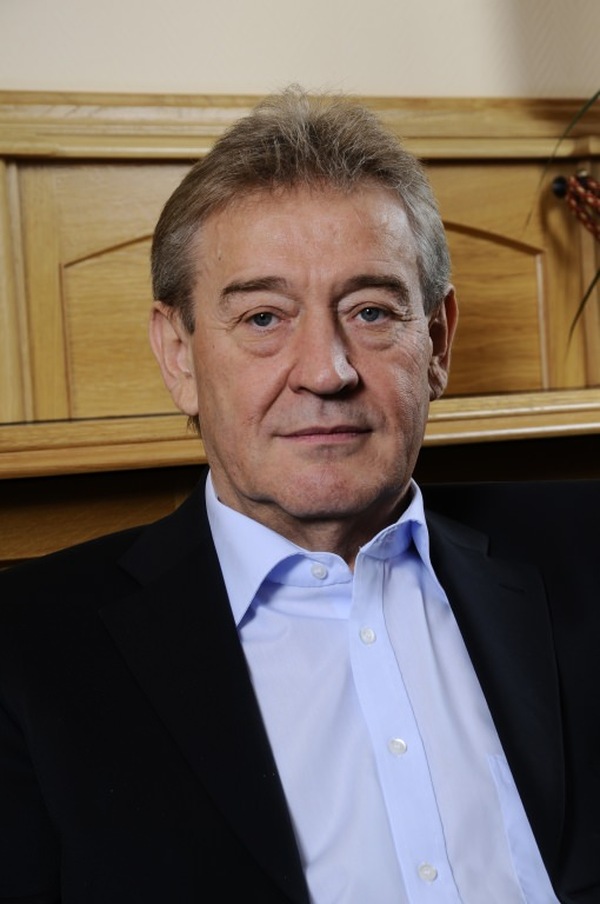 Összefogásról és pártkötődésről