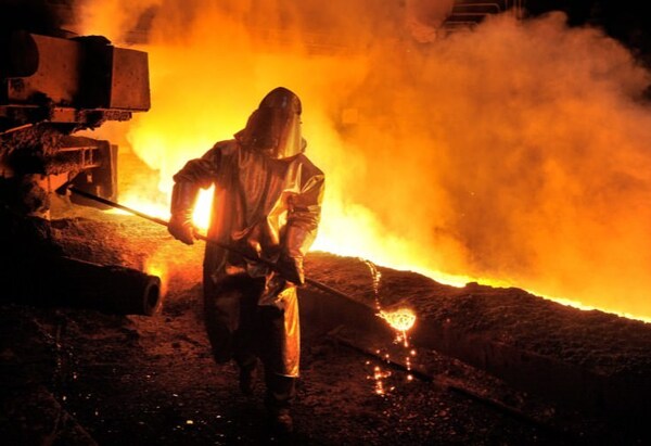 Dunaferr: szerda 13 órakor leáll a munka