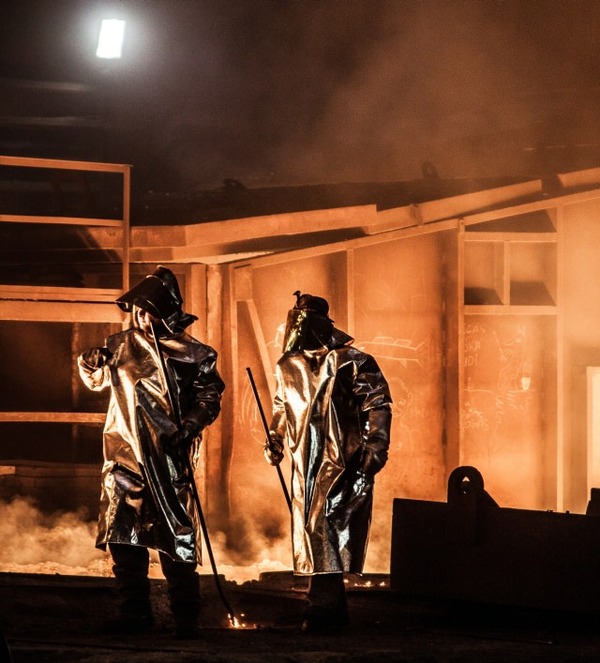 Munkásgyűlés a Dunaferrben