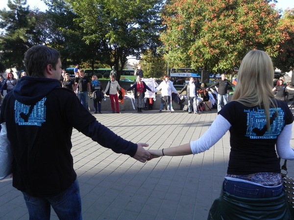 Demonstráció a Tisztes Munkáért