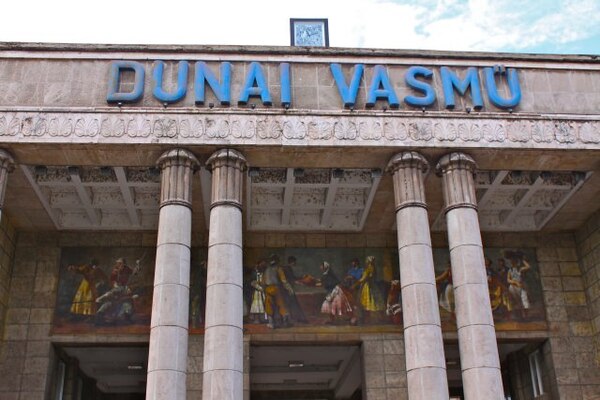 Dunaferr: megkezdődik a csoportos létszámleépítés