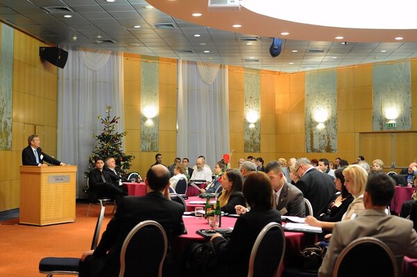 Új program, alapszabály és tisztségviselők a LIGA XVI. kongresszusán