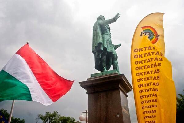 PDSZ tüntetés lesz május 21-én - Nem adjuk a jövőt!