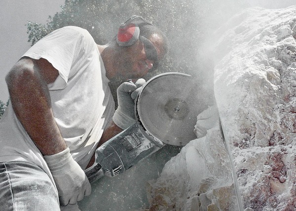 Munkahelyi biztonság és egészségvédelem