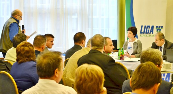 Újra Mészáros Melinda az elnök