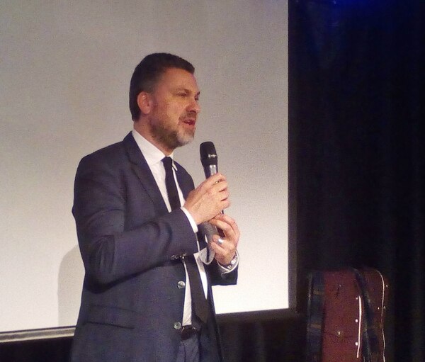 A béremelés reális követelés